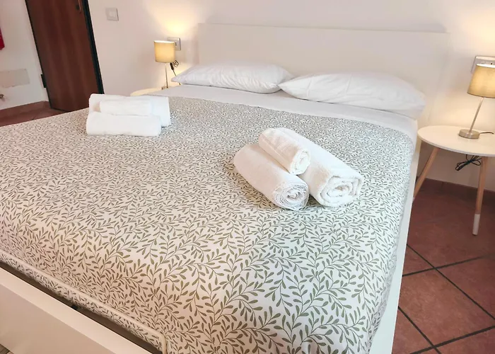 Appartement Monolocale Con Parcheggio Riservato Pressi Clinica Fogliani E Centro Storico *