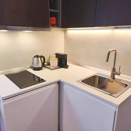Monolocale Con Parcheggio Riservato Pressi Clinica Fogliani E Centro Storico Appartement *