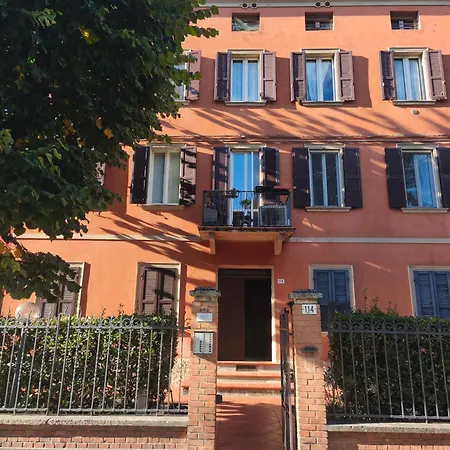 公寓 Monolocale Con Parcheggio Riservato Pressi Clinica Fogliani E Centro Storico *