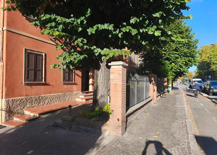 Monolocale Con Parcheggio Riservato Pressi Clinica Fogliani E Centro Storico Apartment Modena